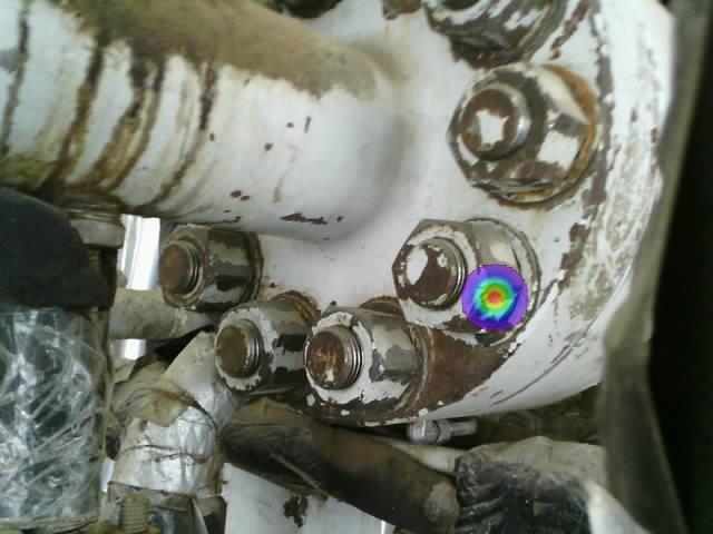 氢气车间加压泵泄漏.jpg
